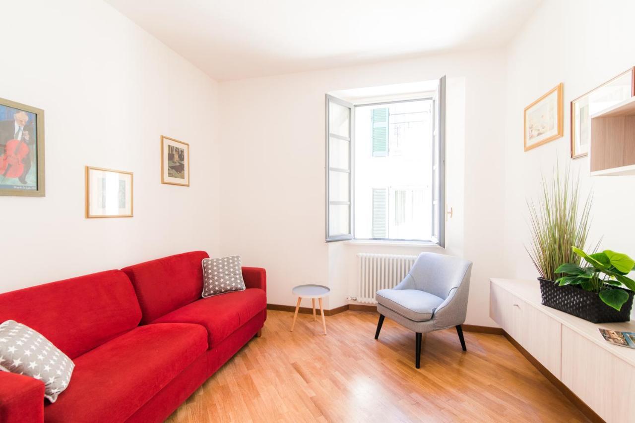 Center Home - The House Of Travelers Côme Extérieur photo